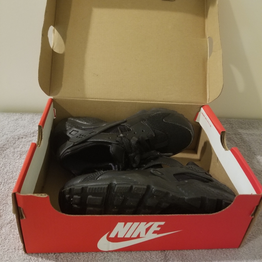 Boys Huarache Sneakers